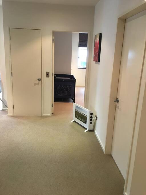 Outstanding Central Lambton Quay Apartment Wellington Exterior photo